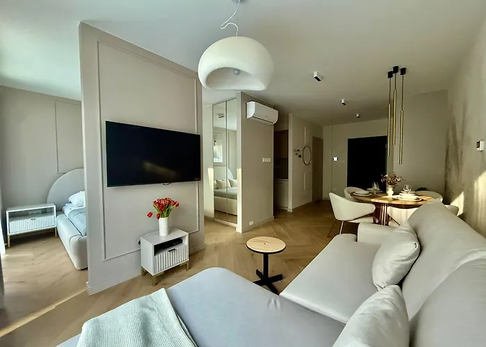 Easy Rent- Wieniawska 90, 24h Check-in